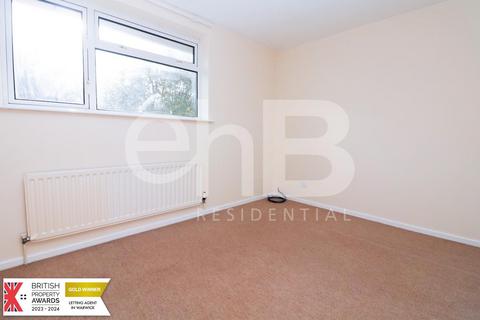 2 bedroom semi-detached house to rent, Armstrong Close, Leamington Spa