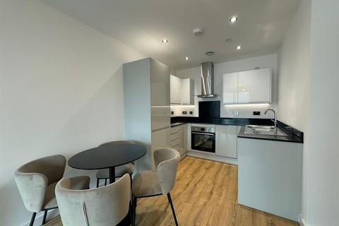 2 bedroom apartment to rent, 8 Camden Drive, Birmingham B1