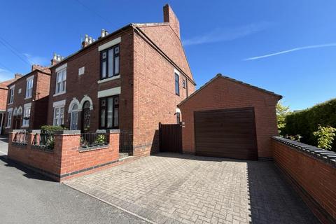3 bedroom semi-detached house for sale, Thorntree Lane, Newhall DE11