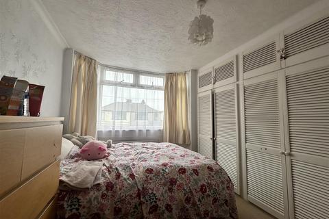 3 bedroom end of terrace house to rent, Elmfield, Bristol
