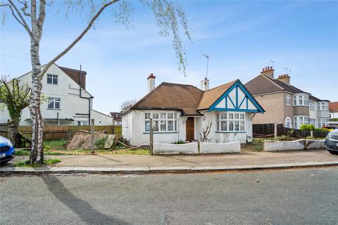 2 bedroom bungalow for sale, Talbot Avenue, Watford, Hertfordshire, WD19