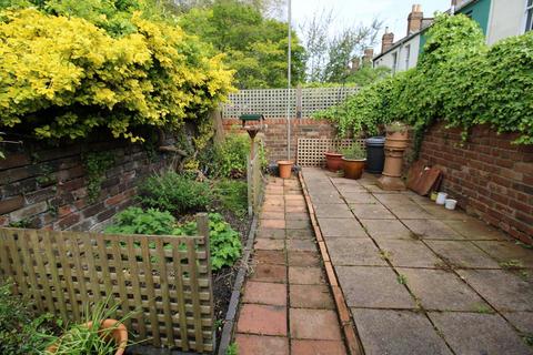 3 Rosebery Avenue, Bristol, BS2 9TW