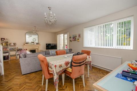 3 bedroom detached house for sale, Sandringham Park, Downend, Bristol, BS16 6NZ