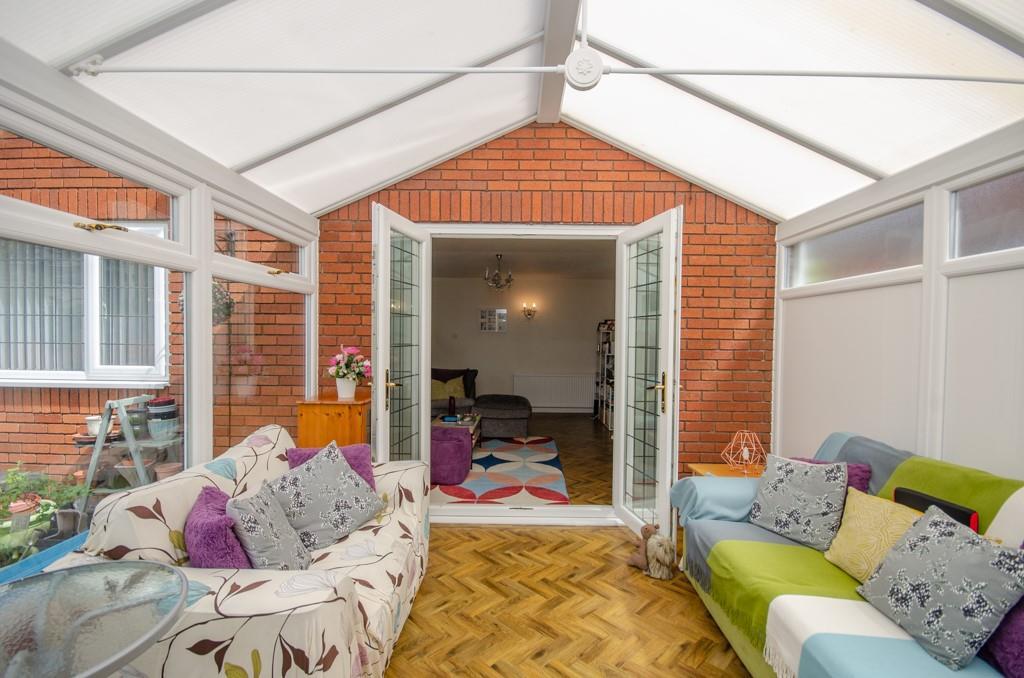 Conservatory pic 2.jpg
