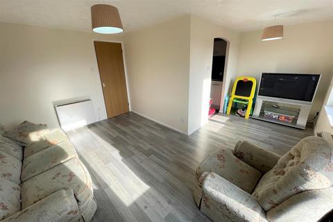 2 bedroom flat to rent, Grange Road, Hunslet, Leeds