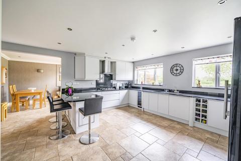 4 bedroom detached house for sale, Lockton Court, Church Fenton, Tadcaster