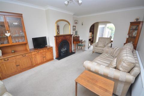 3 bedroom semi-detached house for sale, Briardene Avenue, Bedworth