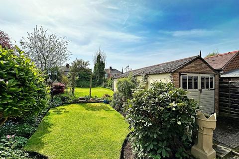 3 bedroom semi-detached house for sale, Lorraine Road, Timperley, Altrincham