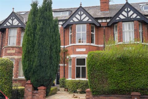 5 bedroom terraced house for sale, Athol Road, Whalley Range