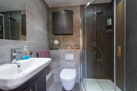 10 Amport Close, Lychpit, Basingstoke, RG24 8UU