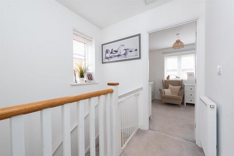 7 Church Acre, Oakley, Basingstoke, RG23 7GH