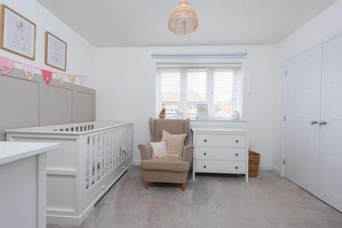 7 Church Acre, Oakley, Basingstoke, RG23 7GH
