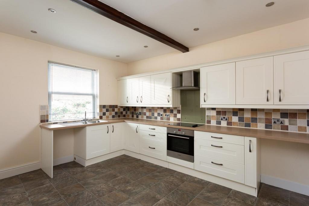 Kelfield Road, Riccall, York 3 bed detached house for sale £425,000