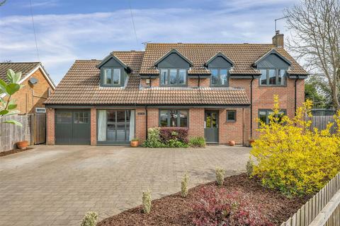 4 bedroom detached house for sale, Loughbon, Orston