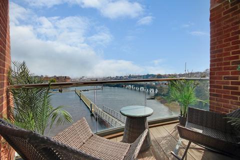 28 Ainslie Place, Lymington, SO41 9PX