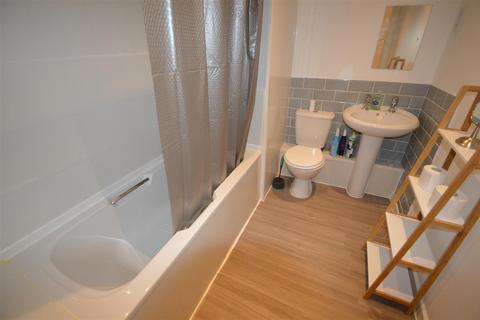 2 bedroom flat to rent, 326 Ordsall Lane, Salford M5