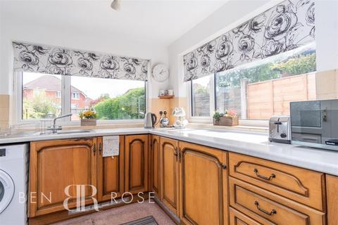 3 bedroom semi-detached house for sale, Leyland Lane, Leyland