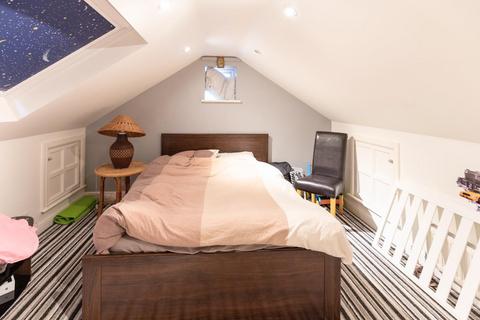 3 bedroom house to rent, Frances Road, Basingstoke RG21
