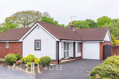 2 bedroom detached bungalow for sale, Bentley Park Road, Preston PR4