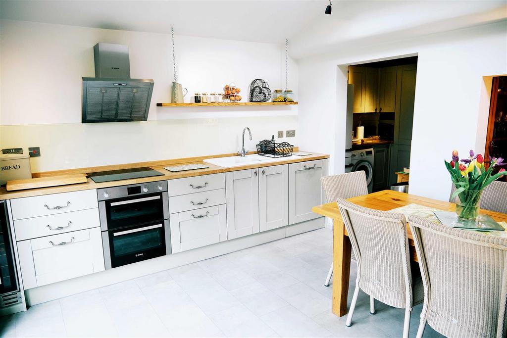 Open Plan Kitchen/Dining Room