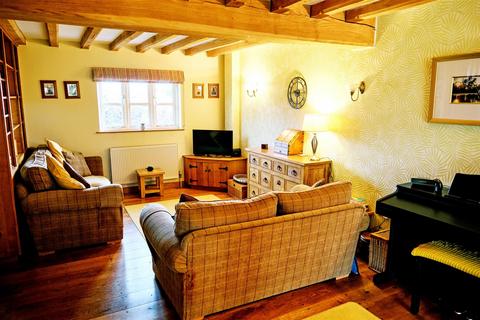 2, Oakwrights Clapgate, Albury, Ware, SG11 2JH