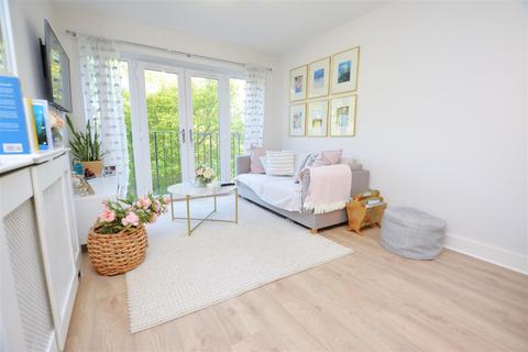 1 bedroom apartment for sale, Devonshire Road, Colliers Wood SW19