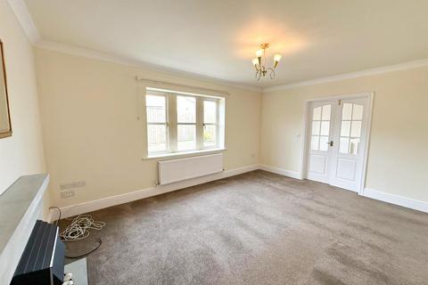 4 bedroom end of terrace house for sale, Highfield Lane, Silsden,