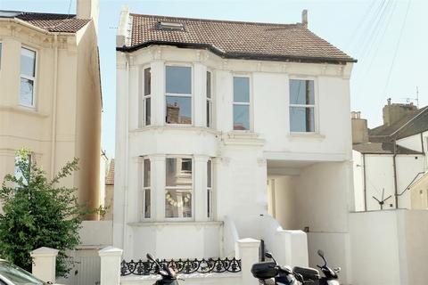 1 bedroom apartment to rent, Goldstone Road, Hove