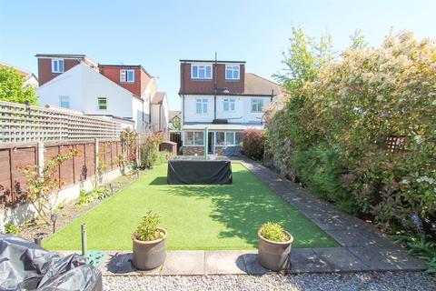 3 Laburnum Avenue, Sutton, SM1 3QN