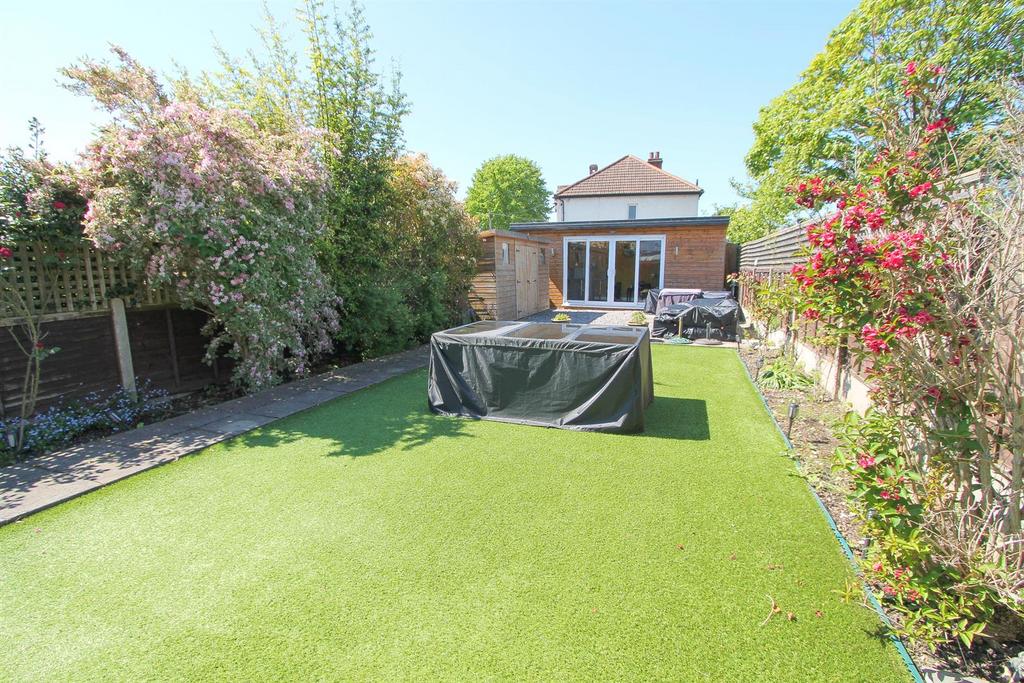 Garden b.jpg