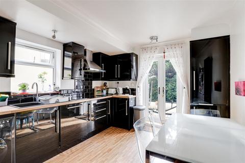 241 Perry Road, Nottingham, NG5 1GN