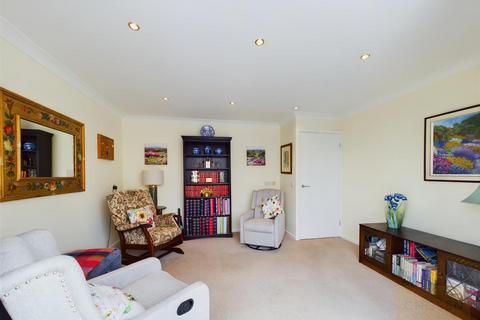 2 bedroom terraced bungalow for sale, Marleyfield Close, Churchdown, Gloucester