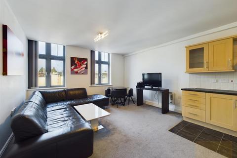 2 bedroom apartment to rent, Bath Street, Cheltenham