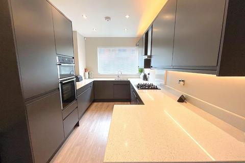 8 Bempton Drive, Manchester, M20 2WD