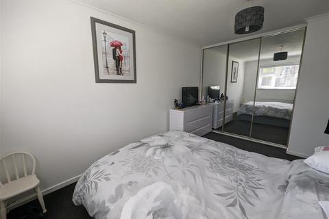 36 Amiens Close, Darlington, DL3 0UL