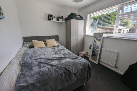 36 Amiens Close, Darlington, DL3 0UL