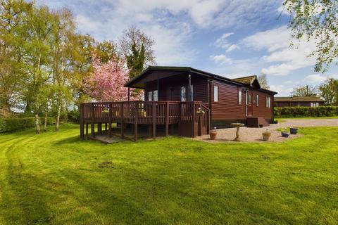 2 bedroom chalet for sale, Tibhall, Nr Broxwood