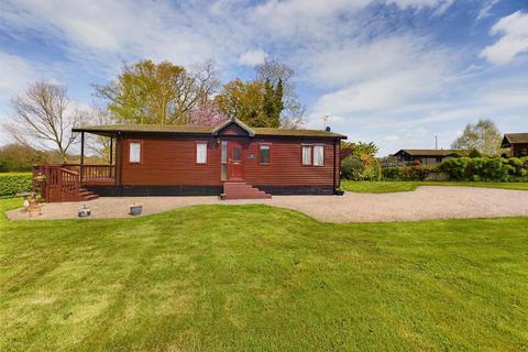 2 bedroom chalet for sale, Tibhall, Nr Broxwood