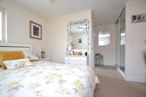 93 Parker Drive, Buntingford, SG9 9GL