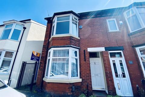 Salford - 2 bedroom terraced house to rent