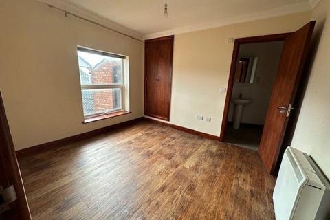 1 bedroom apartment to rent, Rockingham Road - Kettering