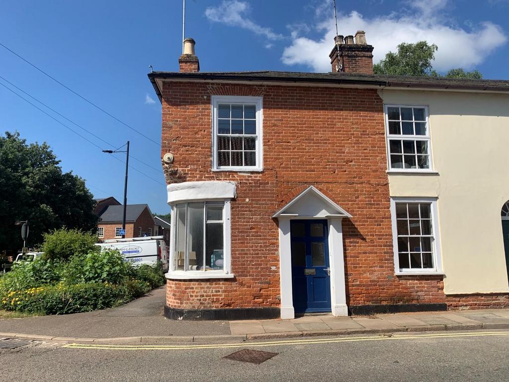 Southgate Street, Bury St. Edmunds IP33 2 bed townhouse £925 pcm (£