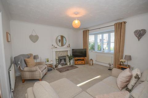 3 bedroom end of terrace house to rent, Adderly Gate, Emersons Green, Bristol, BS16 7DRR