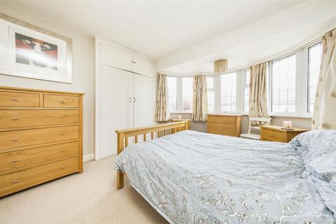 4 bedroom semi-detached house for sale, Court Way, Twickenham