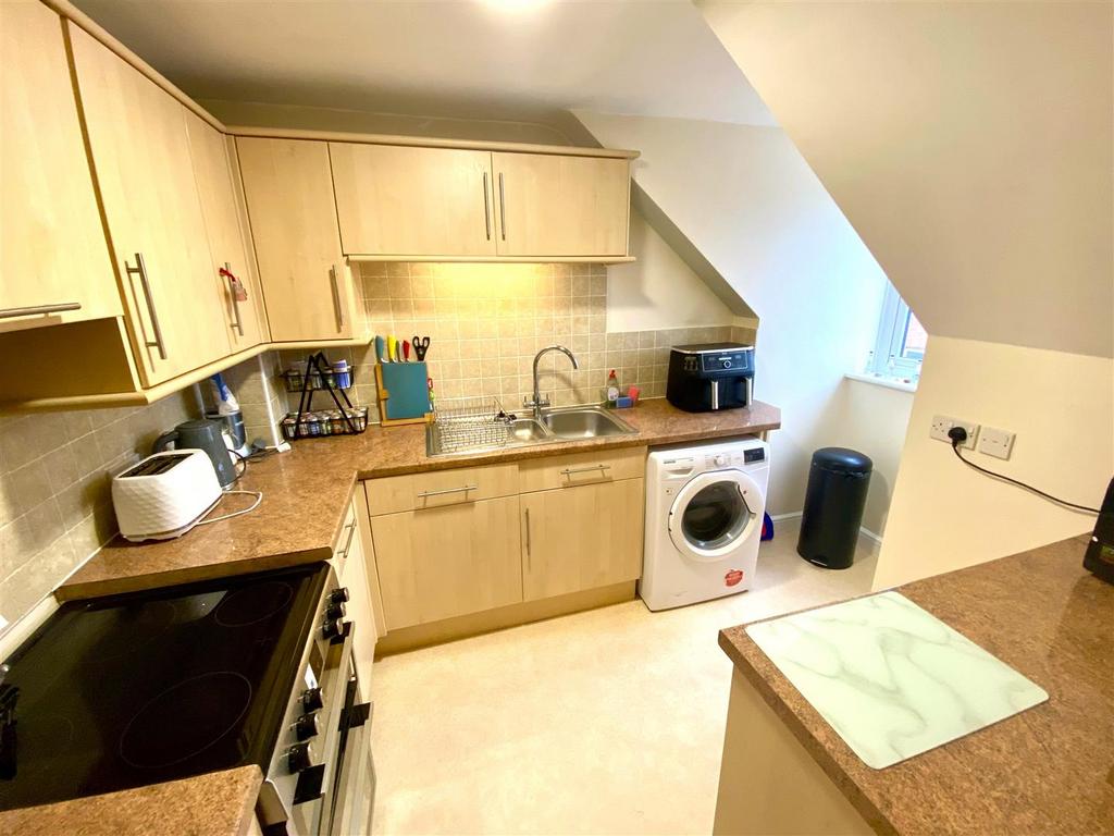 Kitchen.JPG