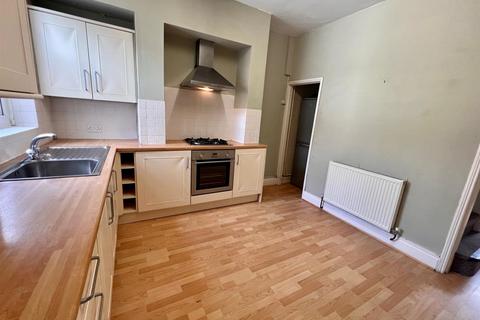 2 bedroom terraced house to rent, Queen Victoria Street, South Bank