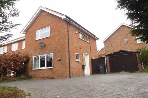 2 bedroom house to rent, Woodington Road, Sutton Coldfield