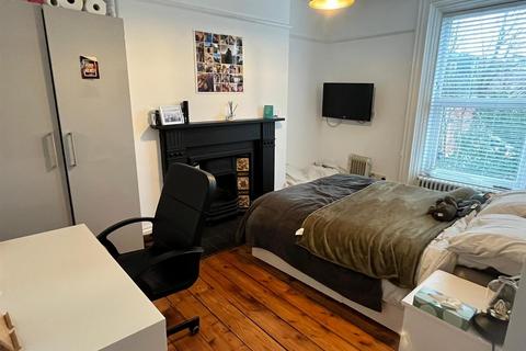 1 bedroom in a house share to rent, Holly Avenue, Jesmond