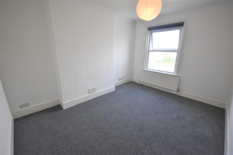 1 bedroom property to rent, St. Georges Road, Hastings TN34