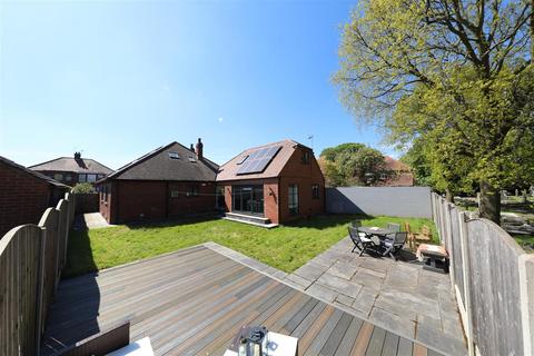 5 bedroom detached house for sale, Richmond Drive, Goole